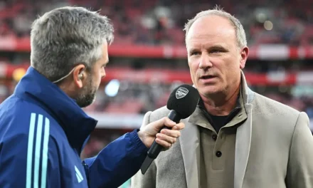 Arsenal Bisa Juara Liga Inggris, Kata Dennis Bergkamp