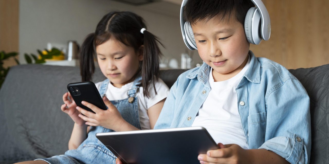 Gadget Dan Gaya Hidup Anak: Manfaat Dan Risiko