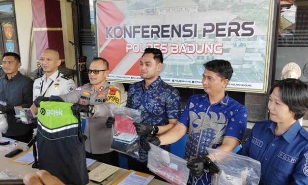 3 WNA Di Bali Di Tangkap Usai Bikin Konten Tak Pantas Pakai Jaket Ojol