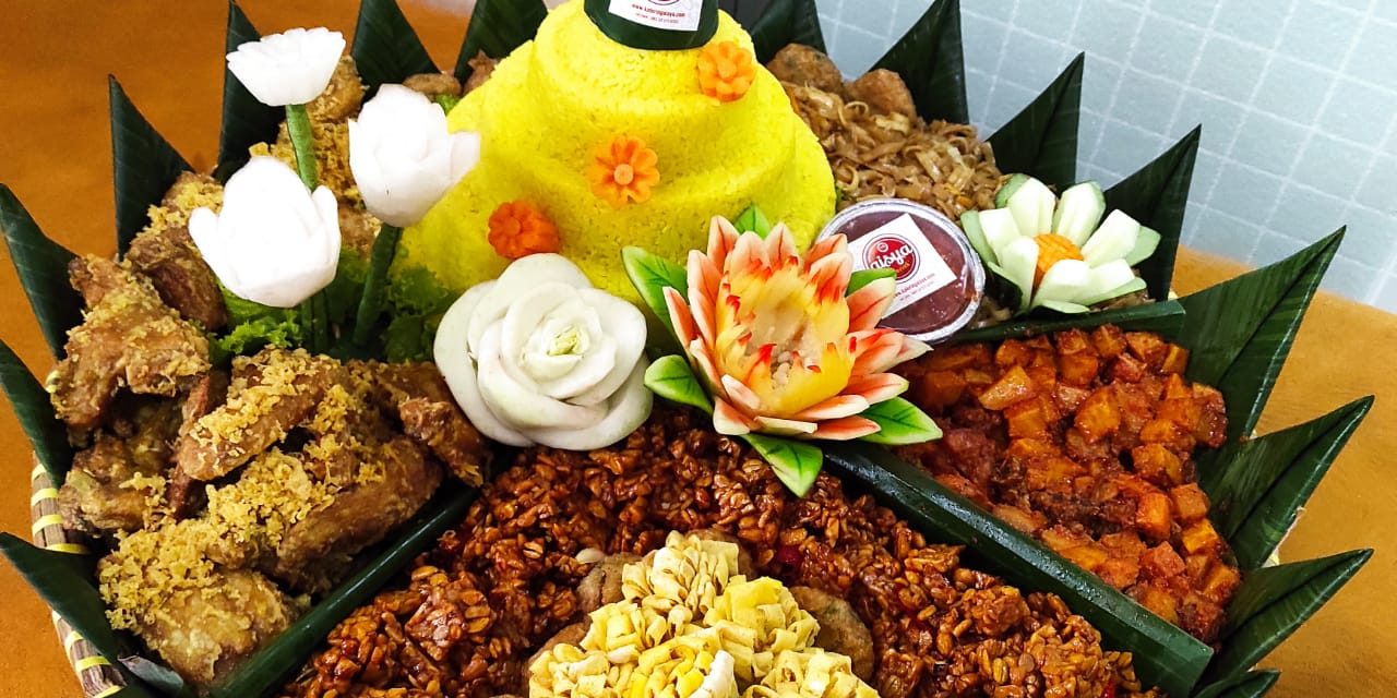 Tumpeng: Simbol Keharmonisan Di Setiap Sajian Kuliner Indonesia
