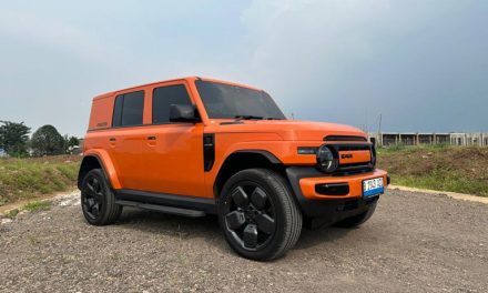 iCar V23: Mobil Listrik Pintar Dengan Desain Futuristik