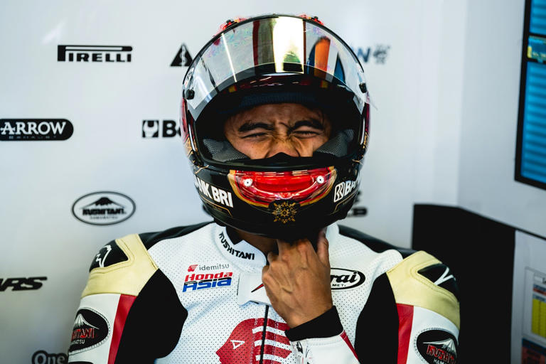 Mario Suryo Aji Absen Di Moto2 Catalunya 2026 Karena Cedera
