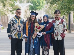 Lulus Di Amerika, Cinta Kuya Resmi Wisuda, Bukti Kerja Keras