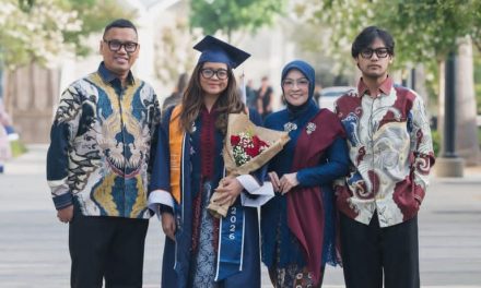 Lulus Di Amerika, Cinta Kuya Resmi Wisuda, Bukti Kerja Keras