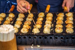 Takoyaki: Jajanan Kuliner Jepang Yang Lembut Dan Gurih