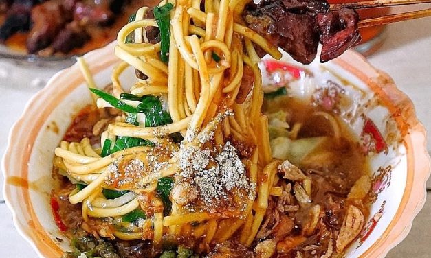 Bukan Mie Biasa! Mi Ongklok Dieng, Kuah Kental Dan Aroma Khas