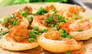 Banh Khot, Kuliner Vietnam Mini Dengan Rasa Gurih Menggoda