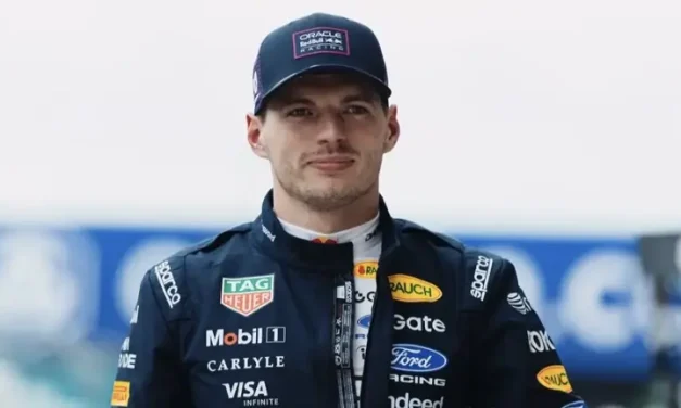 Kutukan Lama Berakhir, Verstappen & Mercedes Tulis Sejarah F1