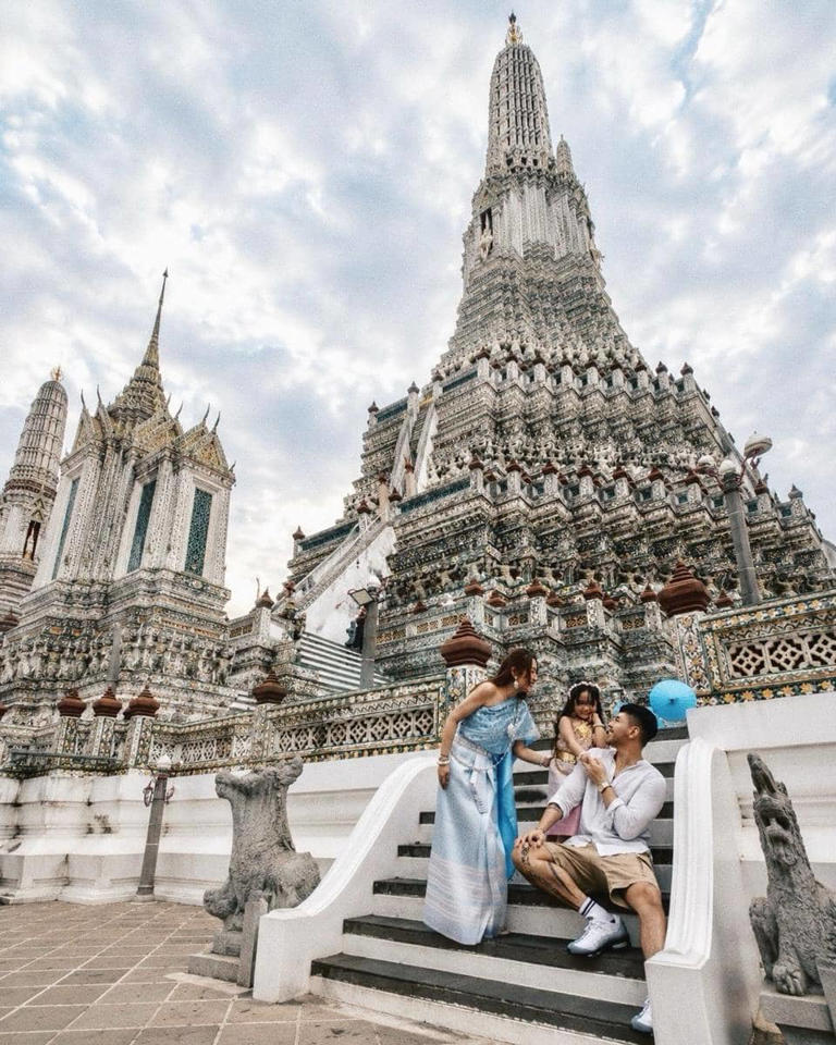 Seru Banget! Siti Badriah Liburan Ke Thailand Bareng Keluarga
